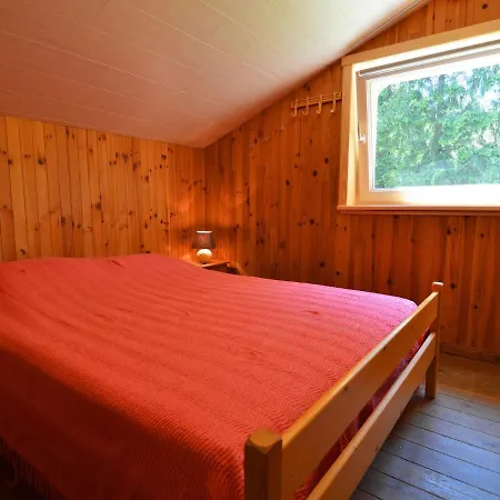 Holiday home Welcoming Cottage In Hatrival With Terrace *