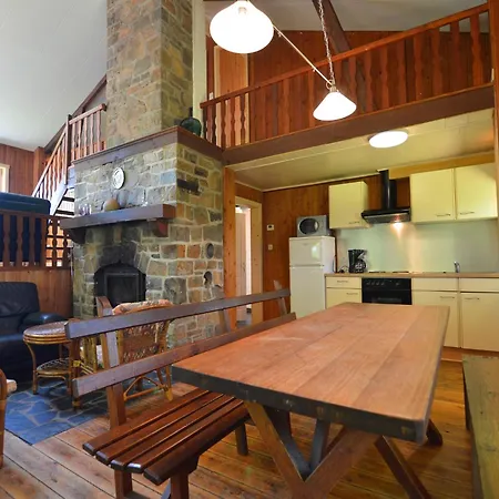 Holiday home Welcoming Cottage In Hatrival With Terrace Saint-Hubert